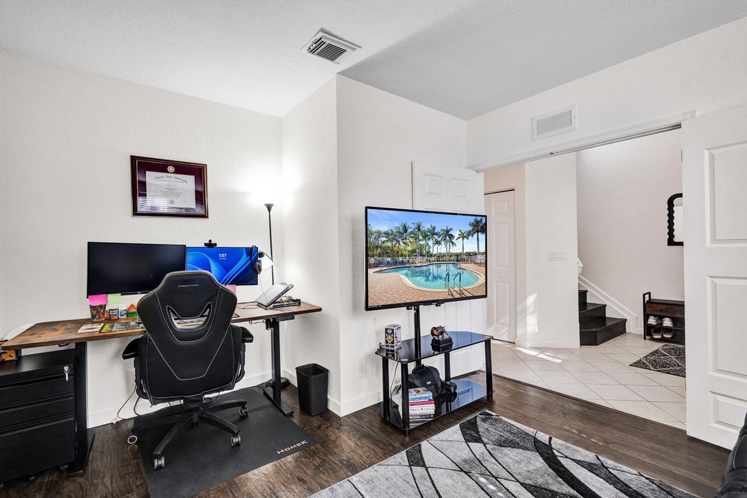 En Venta: $450,000 (3 camas, 2 baños, 1796 Pies cuadrados)