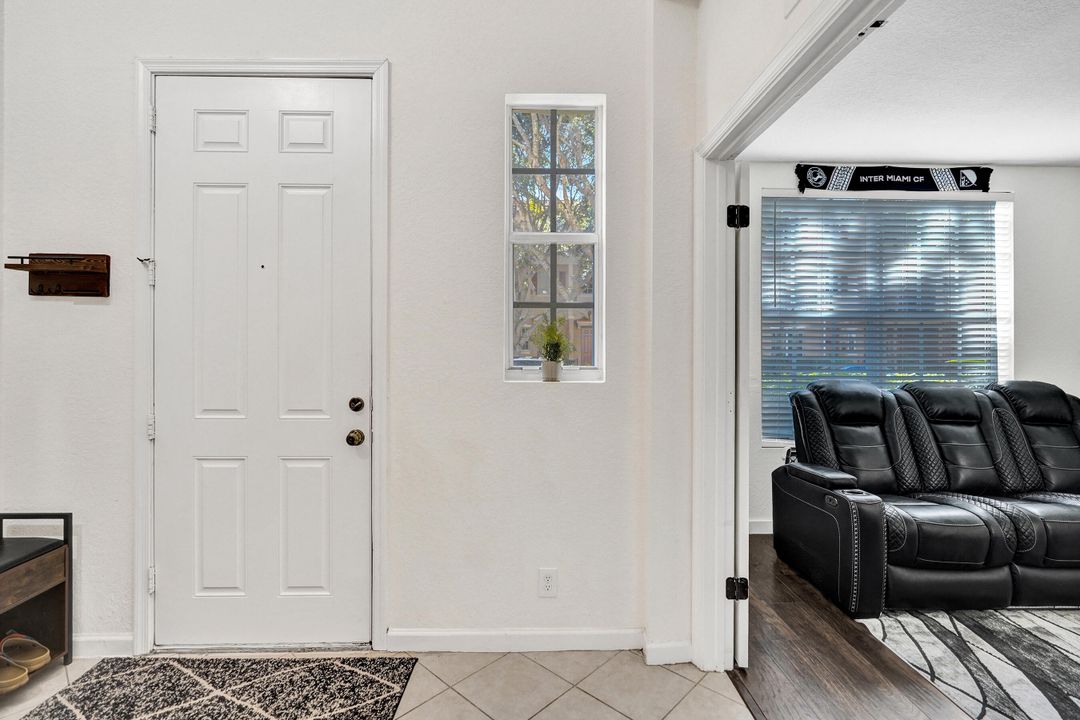 En Venta: $450,000 (3 camas, 2 baños, 1796 Pies cuadrados)