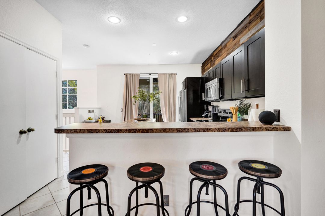 En Venta: $450,000 (3 camas, 2 baños, 1796 Pies cuadrados)