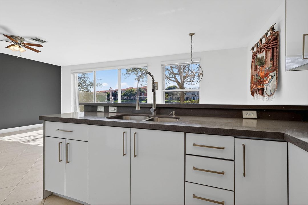 For Sale: $585,000 (3 beds, 2 baths, 1960 Square Feet)