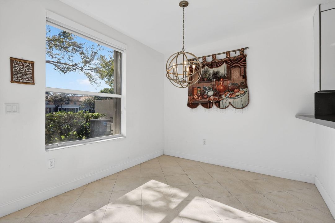 For Sale: $585,000 (3 beds, 2 baths, 1960 Square Feet)