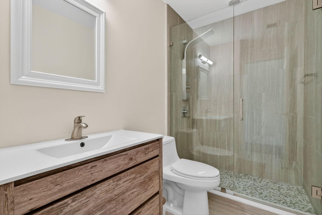 For Sale: $585,000 (3 beds, 2 baths, 1960 Square Feet)