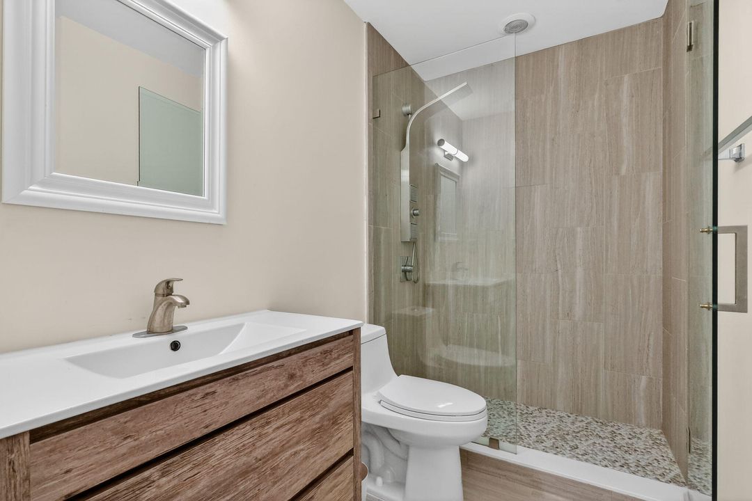 For Sale: $585,000 (3 beds, 2 baths, 1960 Square Feet)