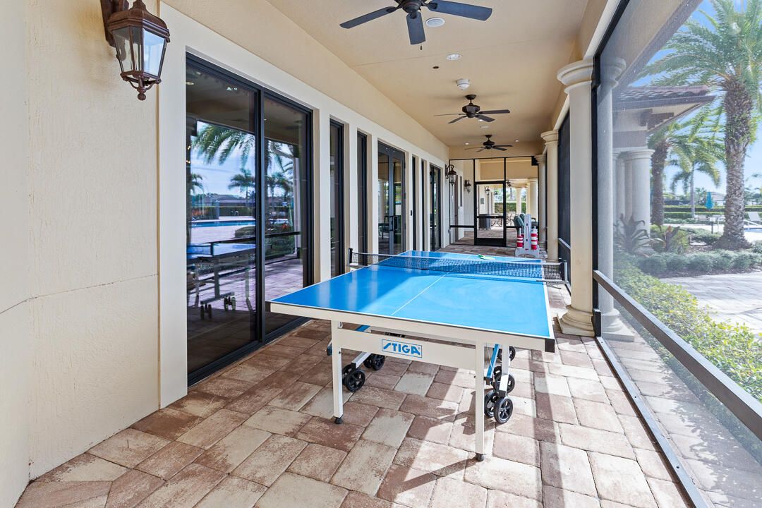 出租: $3,400 (4 贝兹, 2 浴室, 1849 平方英尺)