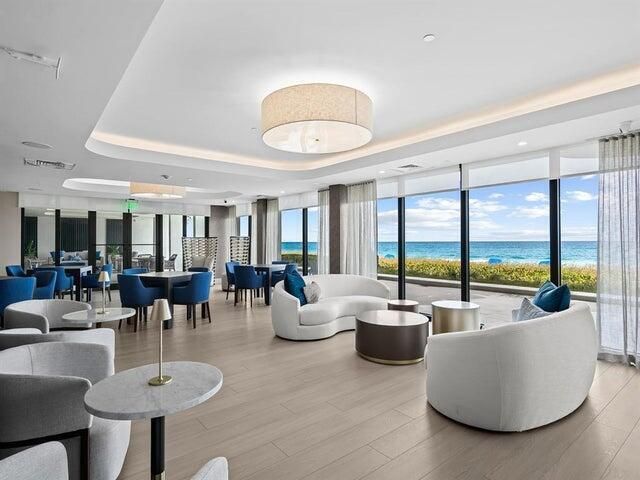 For Sale: $5,500,000 (3 beds, 3 baths, 2943 Square Feet)