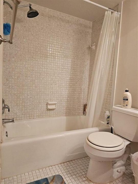 For Sale: $124,900 (1 beds, 1 baths, 658 Square Feet)