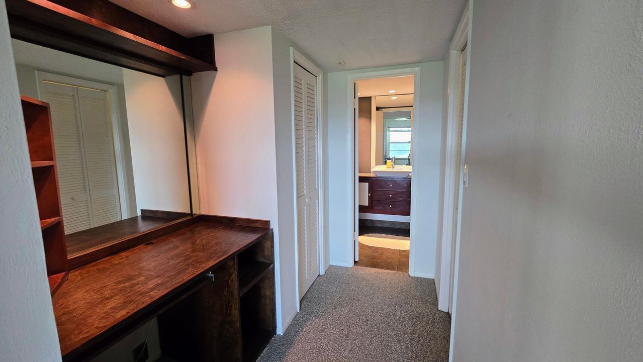 待售: $139,000 (1 贝兹, 1 浴室, 900 平方英尺)