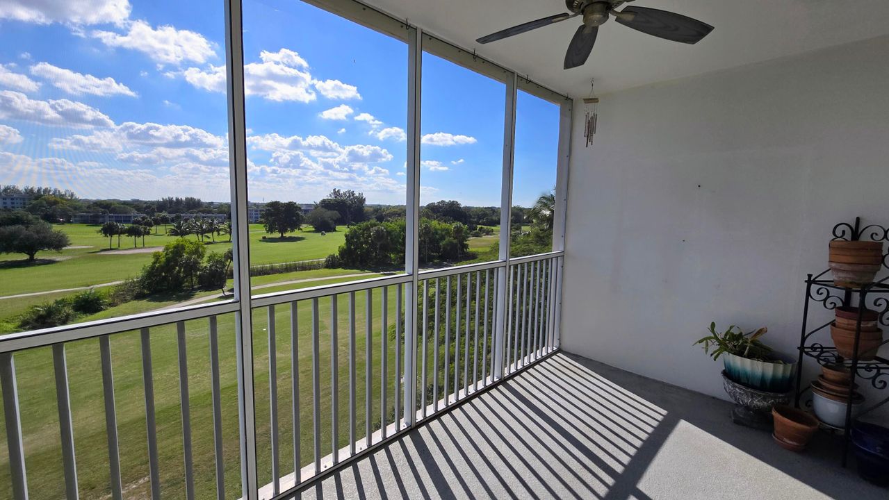 待售: $139,000 (1 贝兹, 1 浴室, 900 平方英尺)