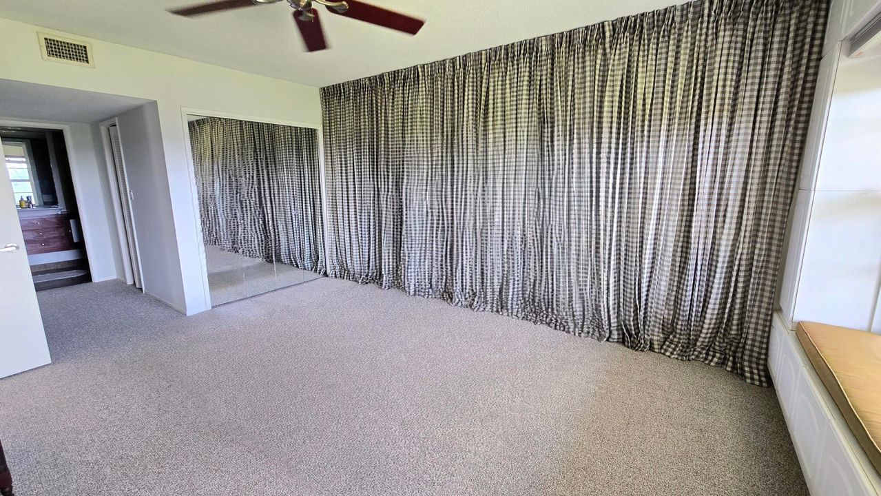 待售: $139,000 (1 贝兹, 1 浴室, 900 平方英尺)