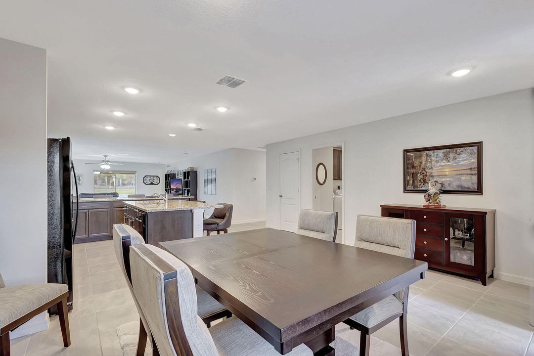 На продажу: $347,000 (3 спален, 2 ванн, 1696 Квадратных фут)