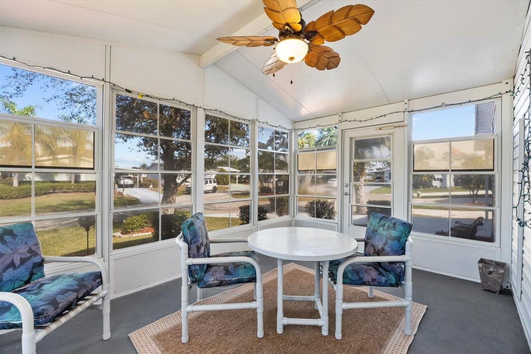 For Sale: $137,900 (3 beds, 2 baths, 1336 Square Feet)