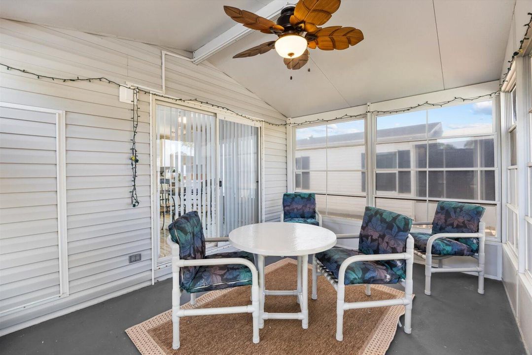 For Sale: $137,900 (3 beds, 2 baths, 1336 Square Feet)