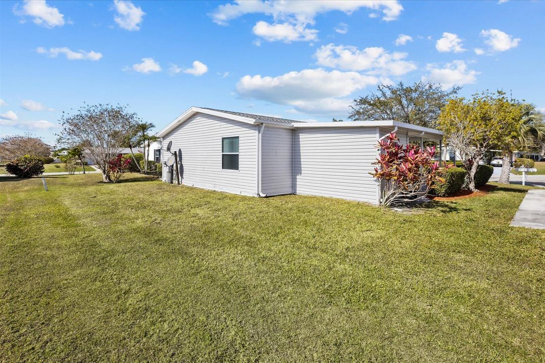 For Sale: $137,900 (3 beds, 2 baths, 1336 Square Feet)