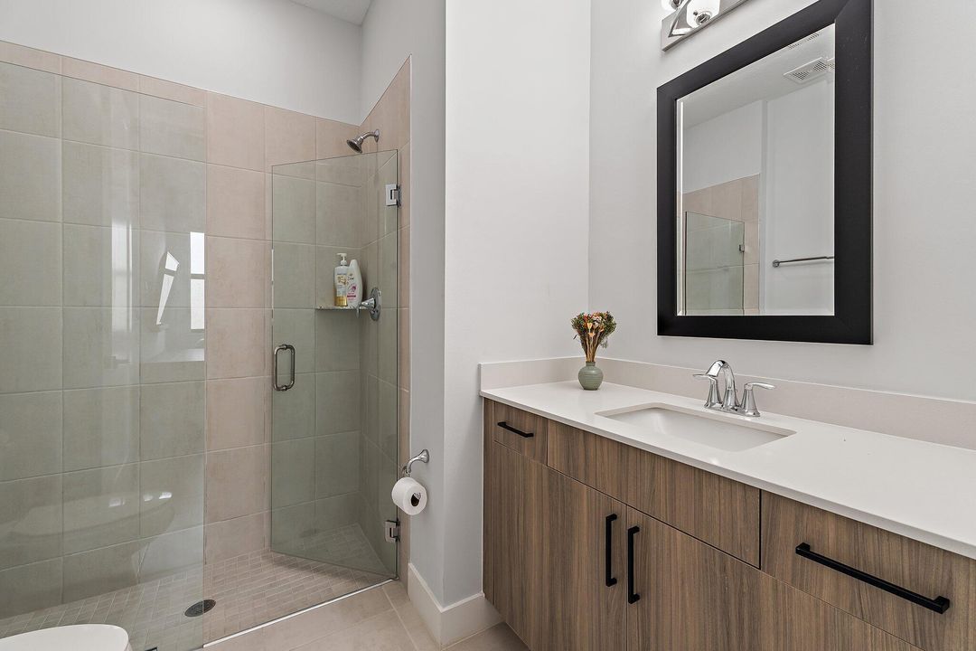 For Sale: $735,000 (4 beds, 3 baths, 2512 Square Feet)