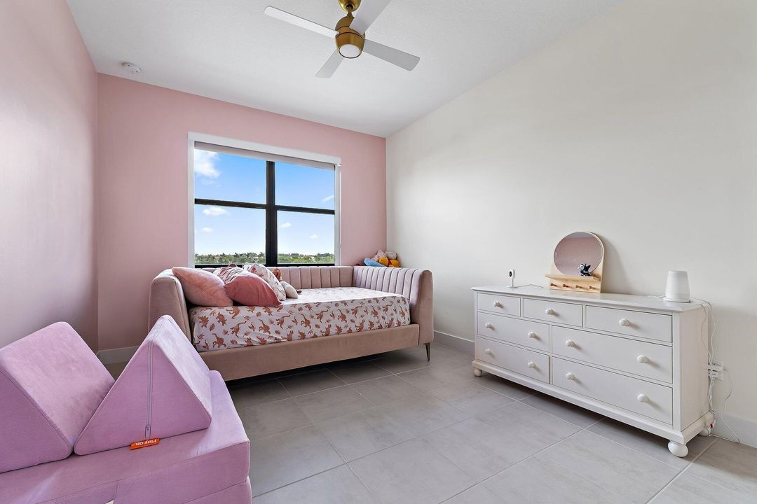 For Sale: $735,000 (4 beds, 3 baths, 2512 Square Feet)