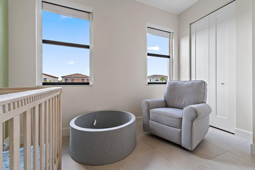 For Sale: $735,000 (4 beds, 3 baths, 2512 Square Feet)