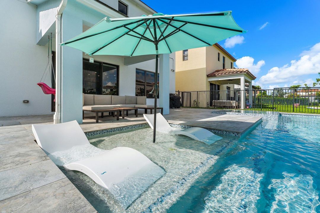 For Sale: $735,000 (4 beds, 3 baths, 2512 Square Feet)