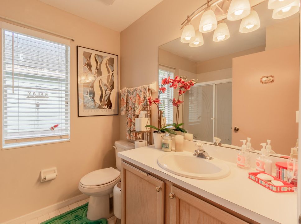 На продажу: $449,900 (3 спален, 2 ванн, 1490 Квадратных фут)