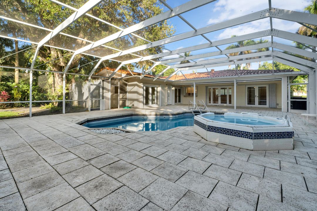 待售: $1,260,000 (4 贝兹, 2 浴室, 1894 平方英尺)