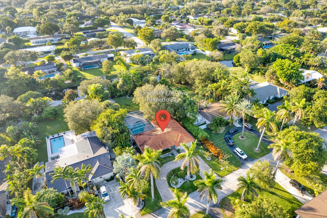 待售: $1,260,000 (4 贝兹, 2 浴室, 1894 平方英尺)