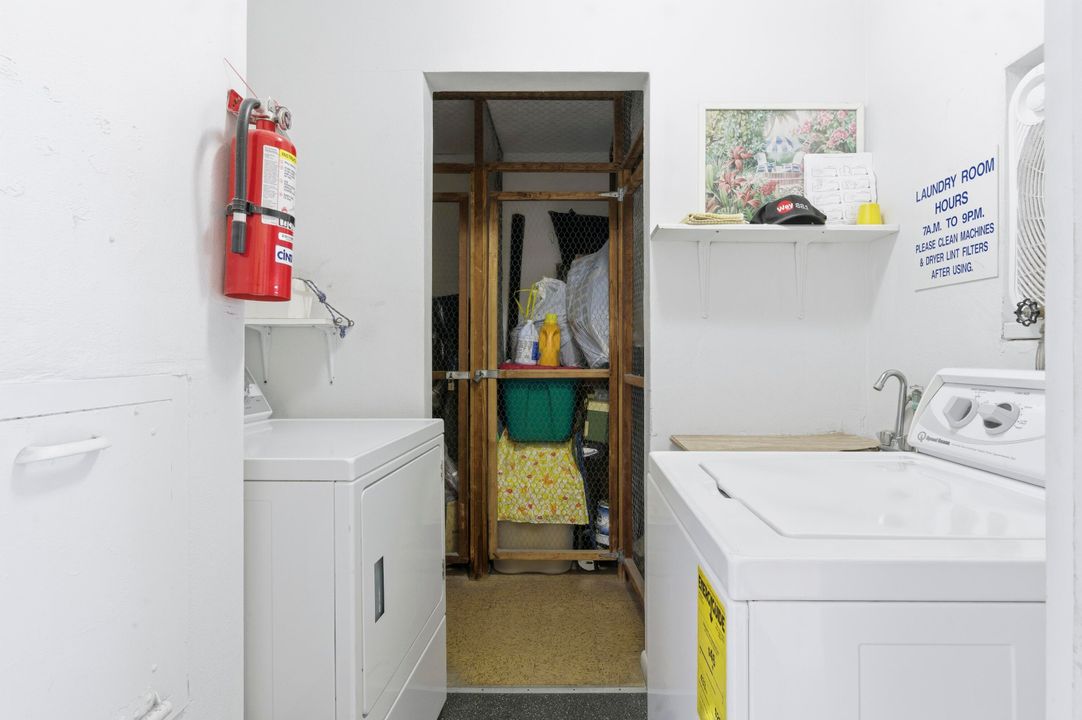 For Sale: $195,000 (1 beds, 1 baths, 640 Square Feet)