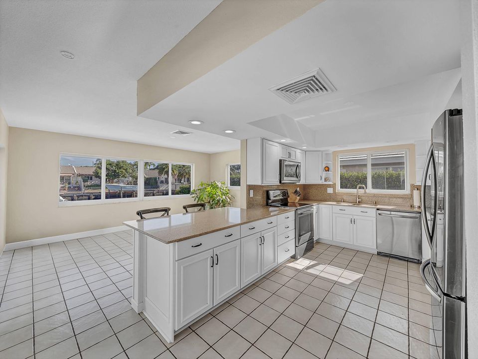 En Venta: $2,250,000 (3 camas, 3 baños, 2513 Pies cuadrados)