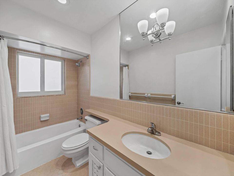 En Venta: $2,250,000 (3 camas, 3 baños, 2513 Pies cuadrados)