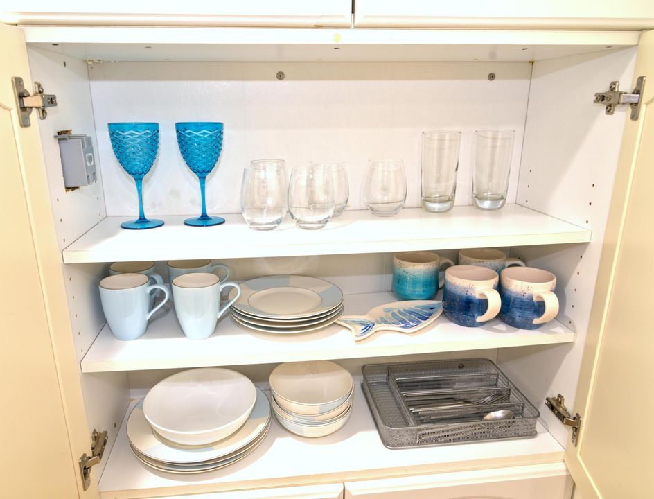 For Sale: $535,000 (1 beds, 1 baths, 389 Square Feet)