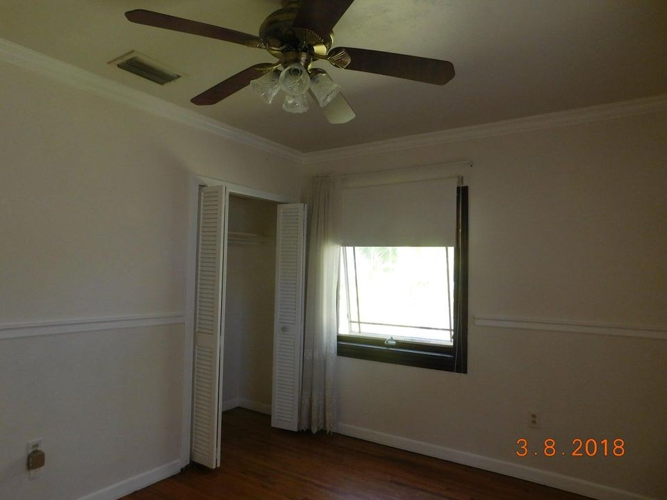 For Rent: $4,000 (4 beds, 2 baths, 1859 Square Feet)