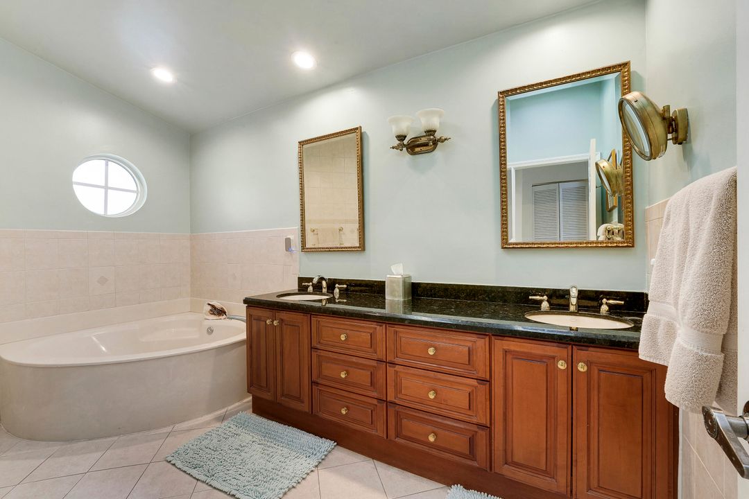 На продажу: $850,000 (3 спален, 2 ванн, 2047 Квадратных фут)