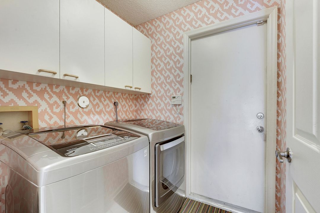 На продажу: $850,000 (3 спален, 2 ванн, 2047 Квадратных фут)