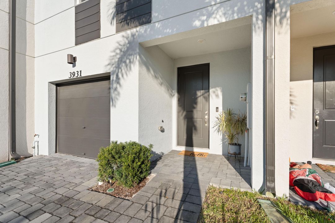 En Venta: $368,000 (3 camas, 2 baños, 1475 Pies cuadrados)