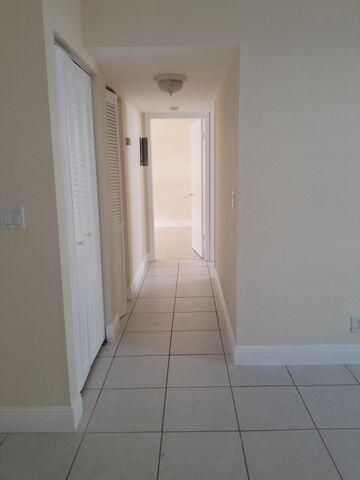 出租: $2,200 (2 贝兹, 2 浴室, 1125 平方英尺)