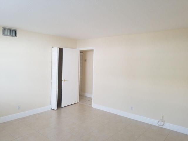 出租: $2,200 (2 贝兹, 2 浴室, 1125 平方英尺)