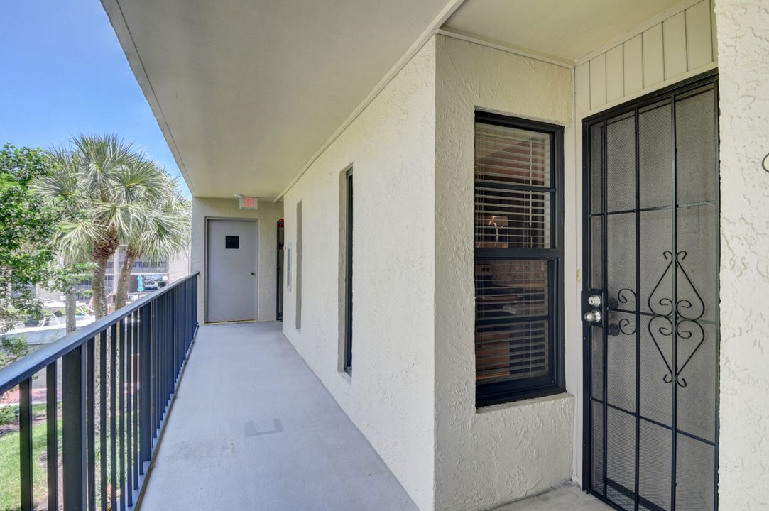 出租: $2,950 (2 贝兹, 2 浴室, 1095 平方英尺)