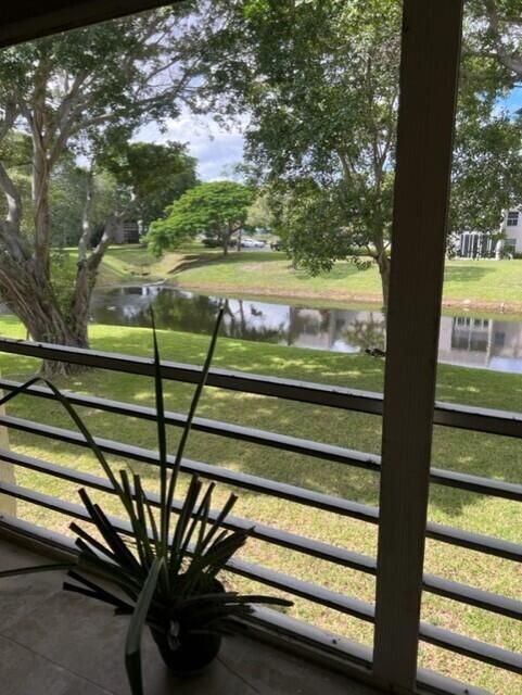 В аренду: $2,100 (2 спален, 2 ванн, 1023 Квадратных фут)