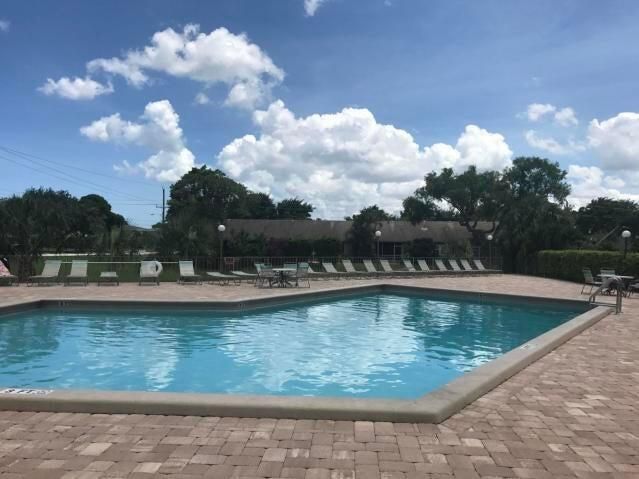 В аренду: $2,100 (2 спален, 2 ванн, 1023 Квадратных фут)