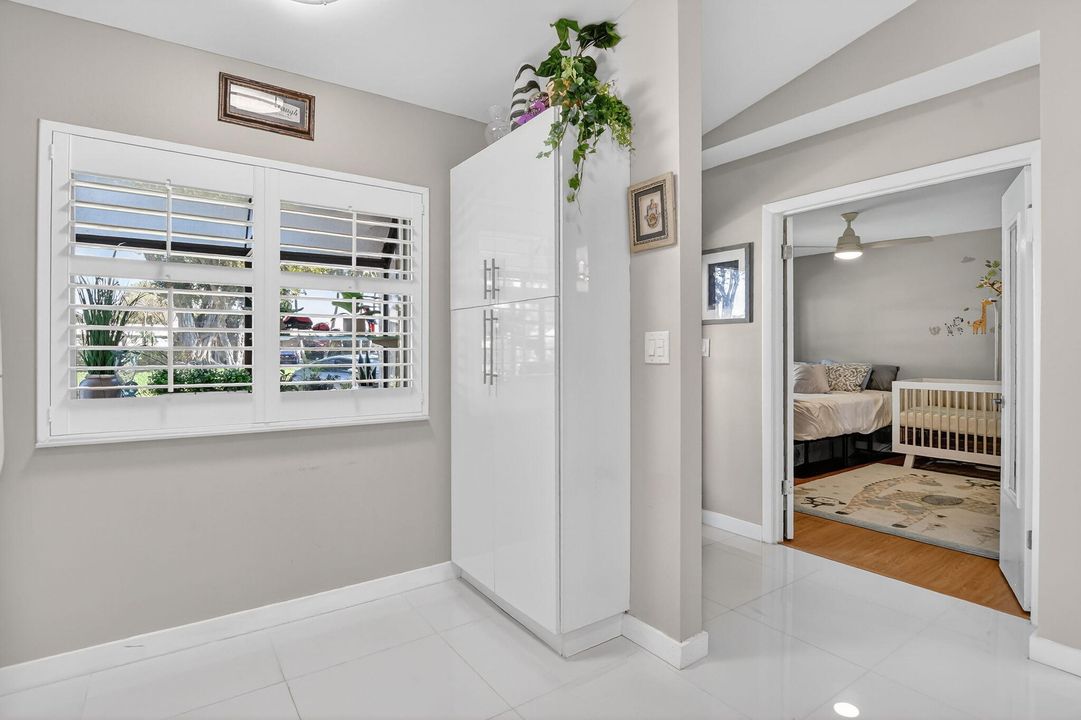 待售: $435,000 (2 贝兹, 2 浴室, 1317 平方英尺)