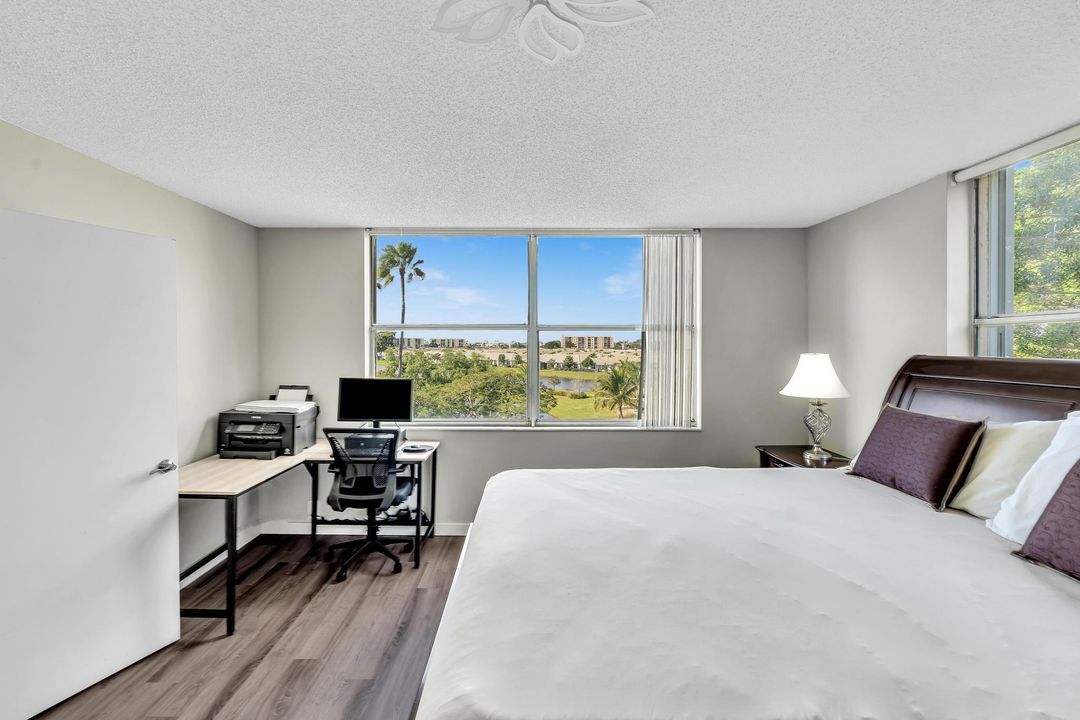 На продажу: $225,000 (2 спален, 2 ванн, 1145 Квадратных фут)