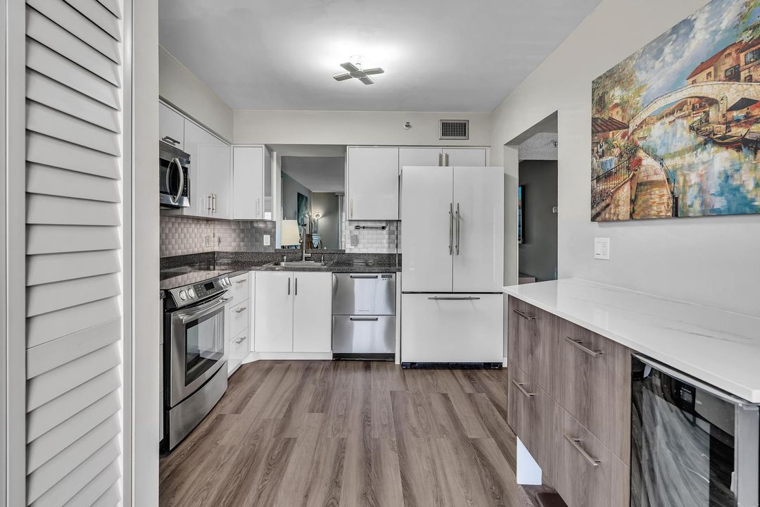 На продажу: $225,000 (2 спален, 2 ванн, 1145 Квадратных фут)