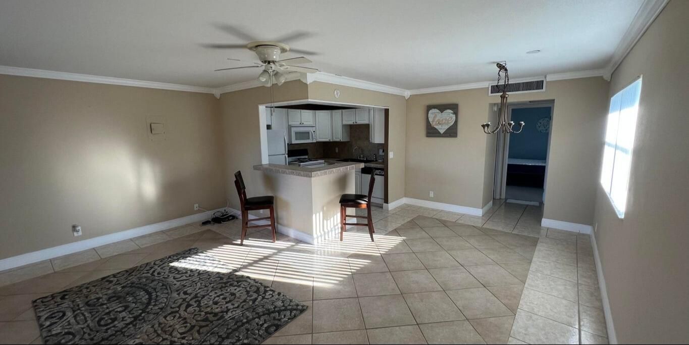 出租: $1,850 (1 贝兹, 1 浴室, 720 平方英尺)