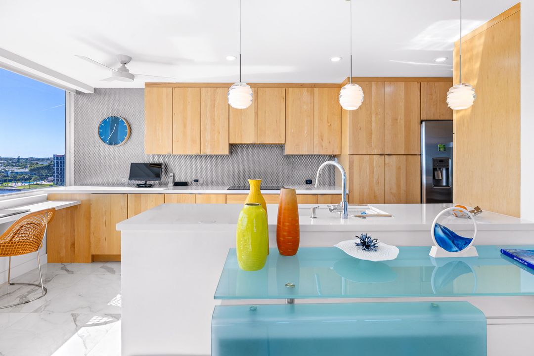 En Venta: $1,550,000 (3 camas, 2 baños, 1868 Pies cuadrados)