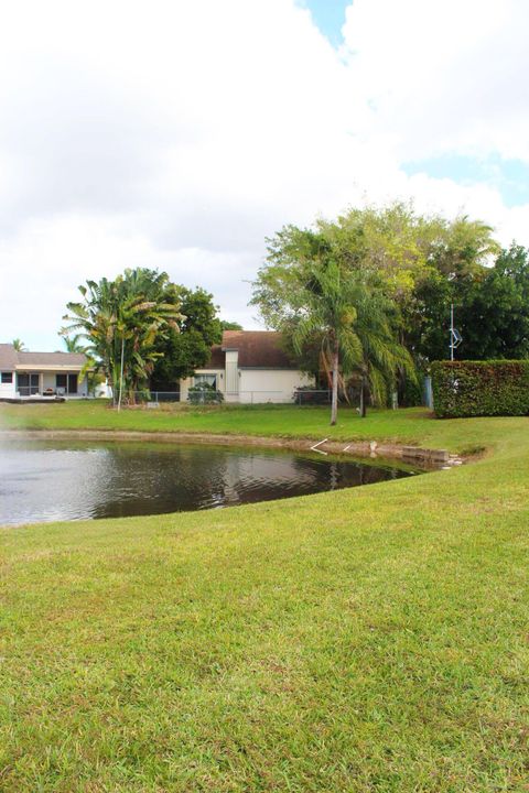 For Sale: $489,000 (3 beds, 2 baths, 1684 Square Feet)