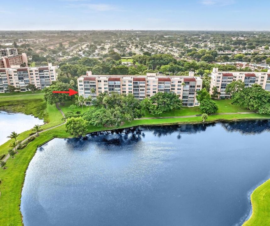 На продажу: $225,000 (2 спален, 2 ванн, 1145 Квадратных фут)