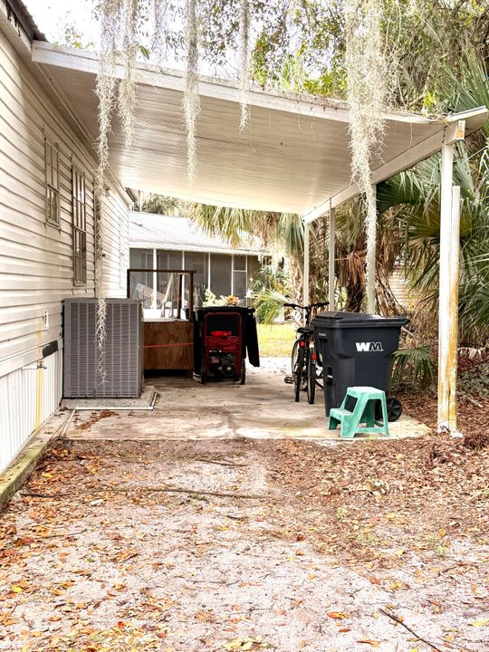 待售: $275,000 (4 贝兹, 2 浴室, 1600 平方英尺)