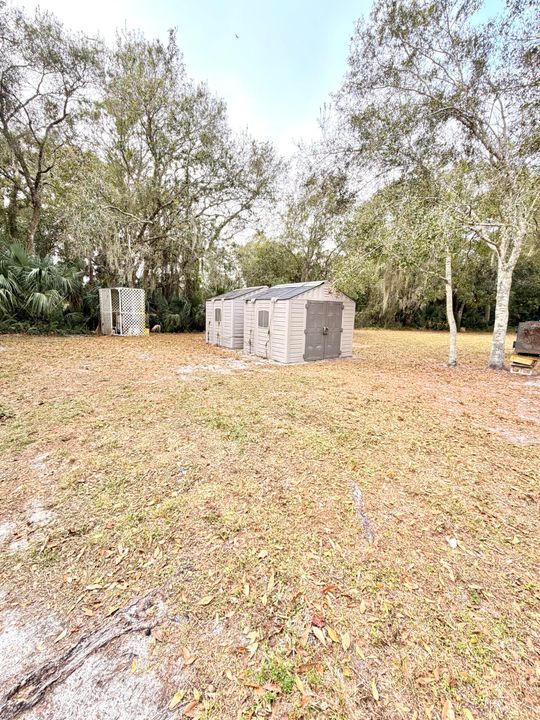 待售: $275,000 (4 贝兹, 2 浴室, 1600 平方英尺)