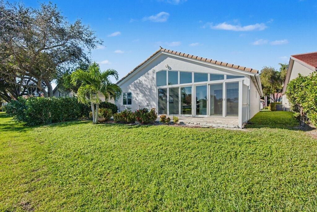 For Sale: $508,886 (3 beds, 2 baths, 2374 Square Feet)