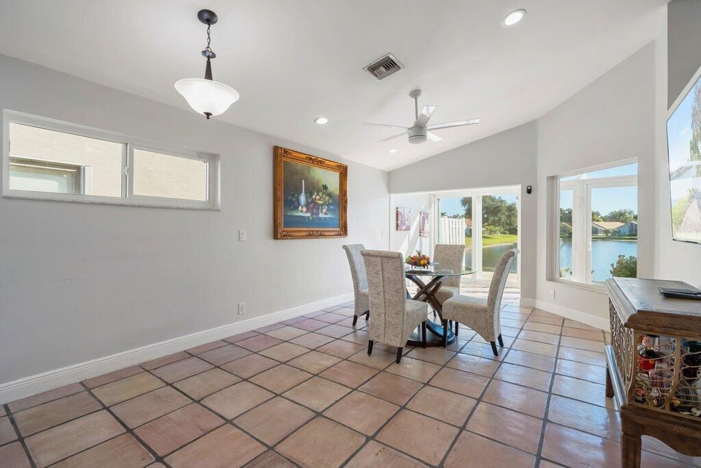 For Sale: $508,886 (3 beds, 2 baths, 2374 Square Feet)