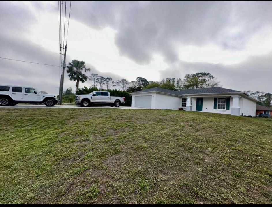 En Renta: $2,300 (3 camas, 2 baños, 1408 Pies cuadrados)