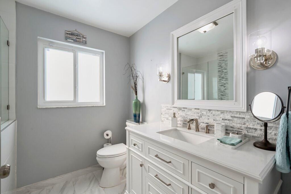 For Sale: $508,886 (3 beds, 2 baths, 2374 Square Feet)